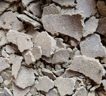 how to use yinda amaranth oil cake grinding machine from coarse to fine powder (1)